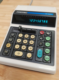 Vintage Electronic Calculator (TOSHIBA)