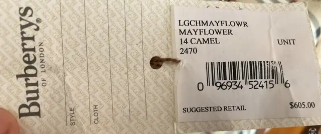 vintage Burberry bag in Women's - Bags & Wallets in Ottawa - Image 6