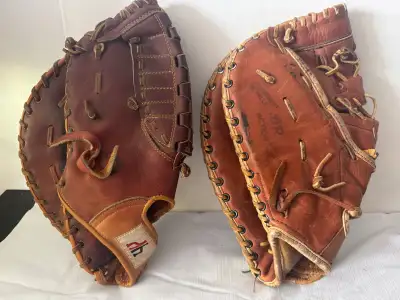 BASEBALL, SOFTBALL, RGHT HAND GLOVES, MITT, THROW LEFT,, View more