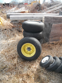 11L15 implement wheels (tires on rims)