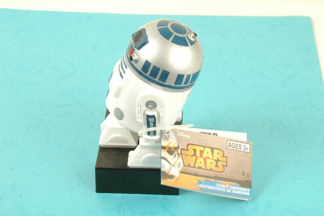 Star Wars R2-D2 Candy Dispenser in Toys & Games in City of Toronto - Image 2