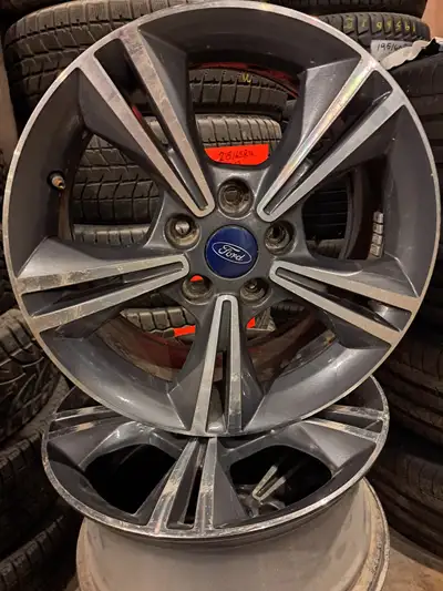 Aluminum wheels 2010-19 Ford Focus 17 inch rims 4 inch total Must take all Pick up east Hamilton Mai...