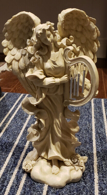 Vintage antique Angel figurine playing harp dans Art et objets de collection  à Ville de Montréal