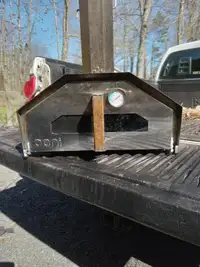 16 inch OONI Pizza oven for sale