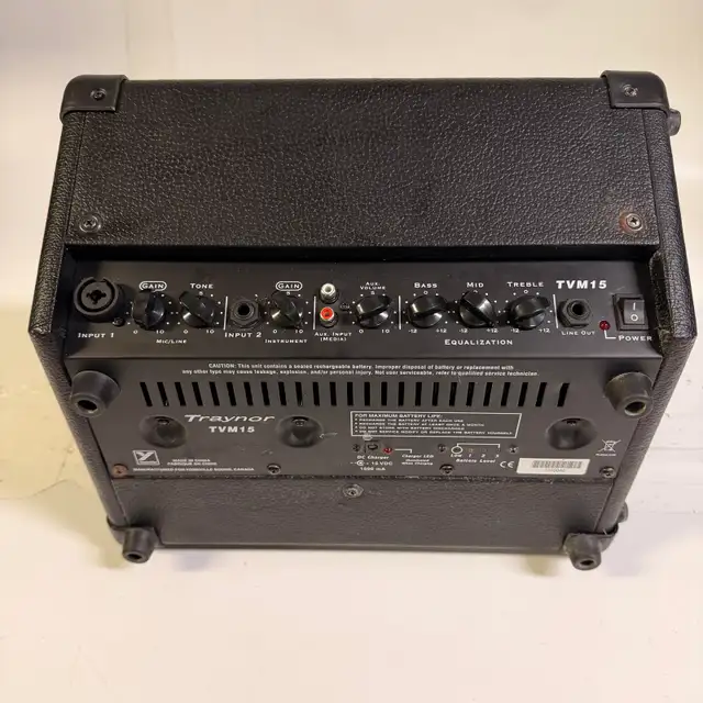 Traynor TVM15 Portable Rechargeable PA Speaker Amplifier in Amps & Pedals in City of Toronto - Image 6