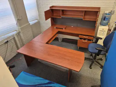 Computer Workstation Desk - Exec Cond. Wood Color Finish, View more