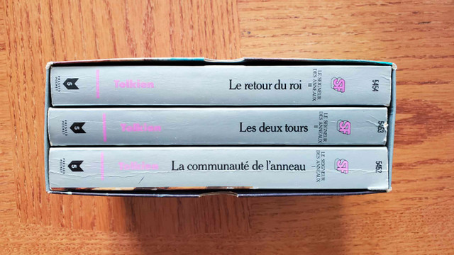 Triologie Le Seigheur des Anneaux Édition Presses Pocket dans Manuels  à Trois-Rivières - Image 4