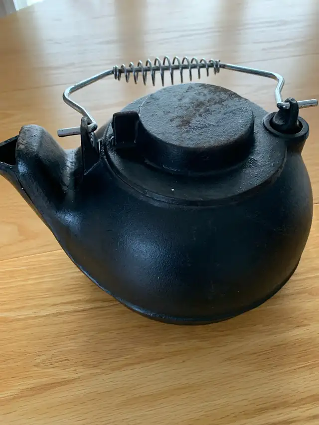 Cast Iron Humidifying Kettle62863738603265120