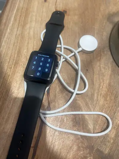 Apple Watch Series 3 GPS + Cellular (42mm) 99% Battery Health, View more