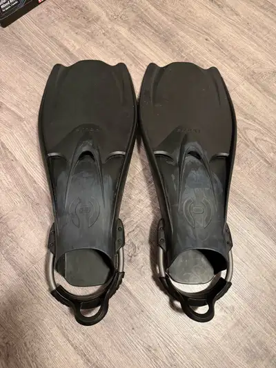 Hollis F1  XL Dive fins, View more