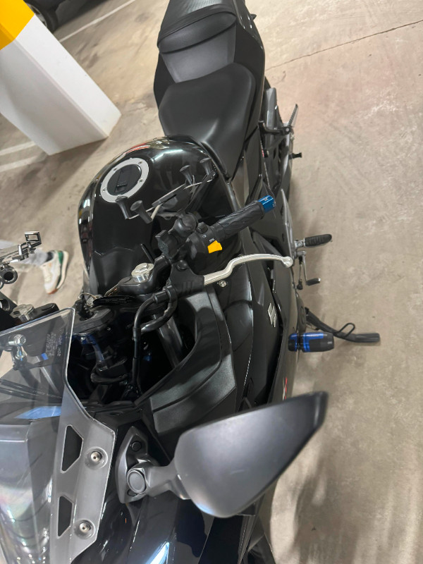 2018 suzuki gsx r250 in Sport Bikes in Richmond - Image 3