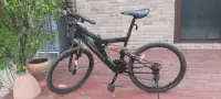 Bicyclette “Mongoose” , roues 24” diamètre.