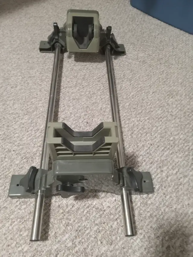 Gun vise in Other in Prince George - Image 2