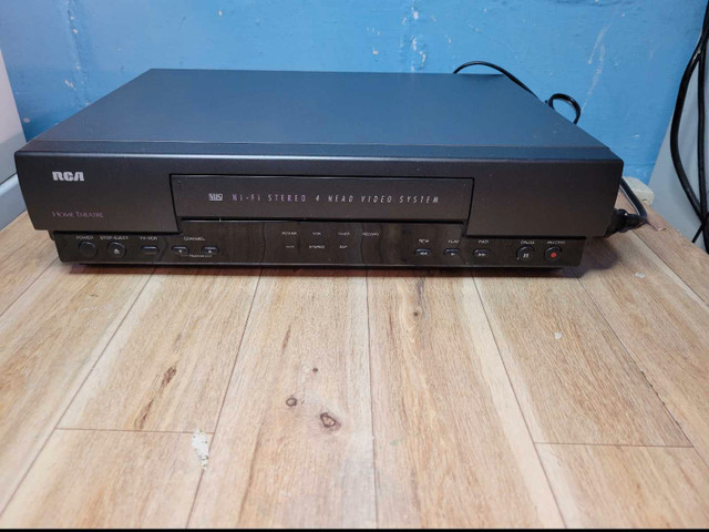 RCA VHS VCR, stereo video player recorder. In great shape tested in General Electronics in Windsor Region - Image 2