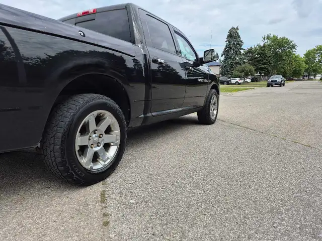 Dodge ram Laramie 554303144351518722