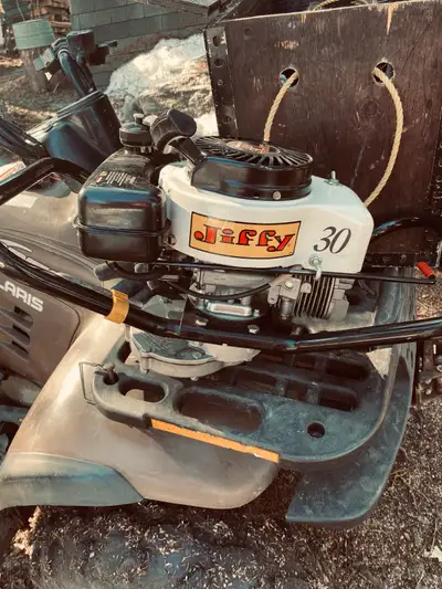 3hp Jiffy ice auger with 8” auger. Custom carry box for the top end. Starts every time. Have video o...
