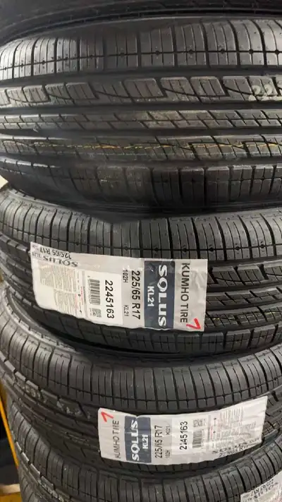 225/65/17 Kumho KL21 Set of 4 $660 Each $175
