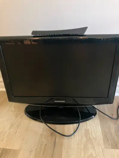 21” Samsung Tv. 720p, View more