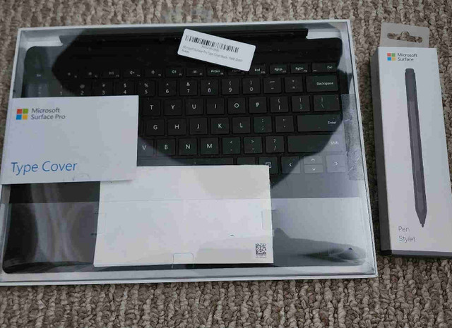 Microsoft Surface Cover Keyboard and Pen in iPads & Tablets in St. John's