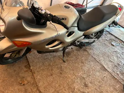 Had this bike in for two years. It was my father’s. Runs great Been dropped once loading it into a s...