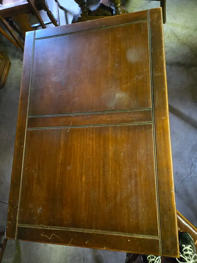 dining room table in Dining Tables & Sets in Hamilton - Image 3
