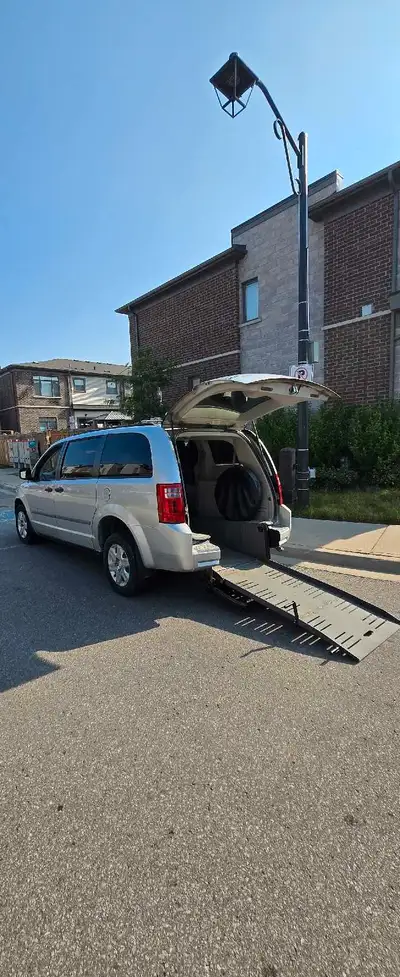 2010 Dodge Grand Caravan 120,500 km Clean title No accidents Braun ability brand Mobility van Spare...
