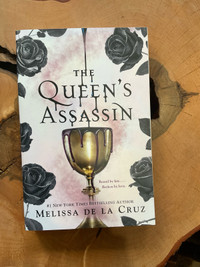 The queens assassin by Melissa de la cruz