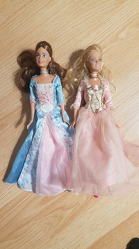 2 Barbies princesses qui chantent