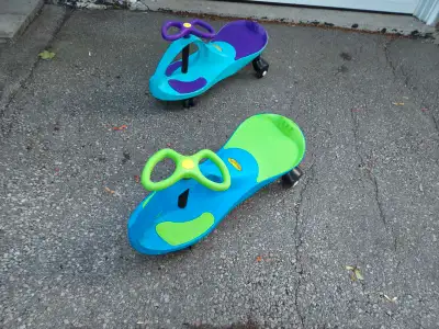 Zoom around the neighbourhood in these Plasma Cars! These ride-on toys are a ton of fun for kids. Th...
