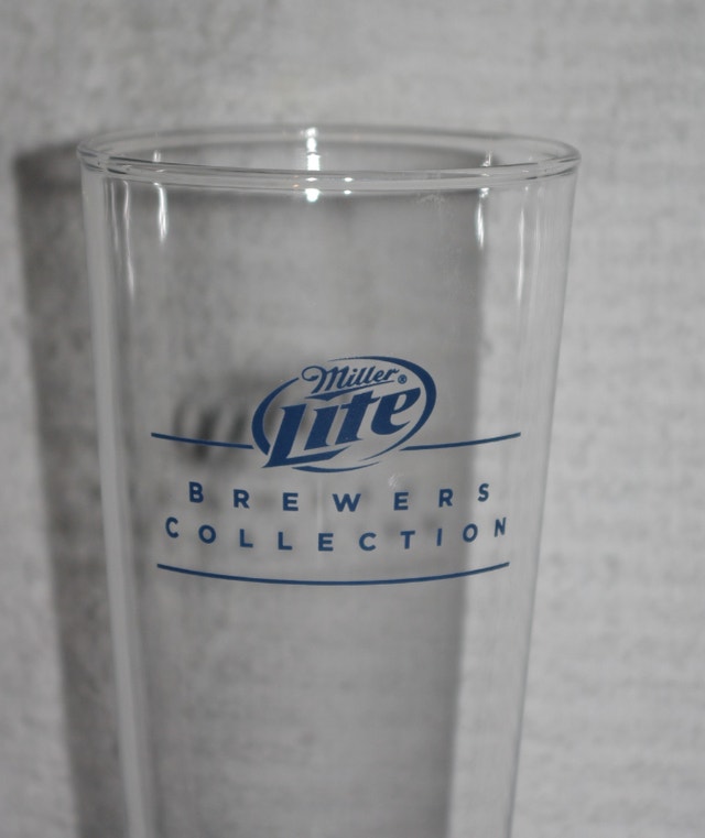 Vintage Miller Lite 12 Ounce Footed Pilsner Beer Glasses Arts