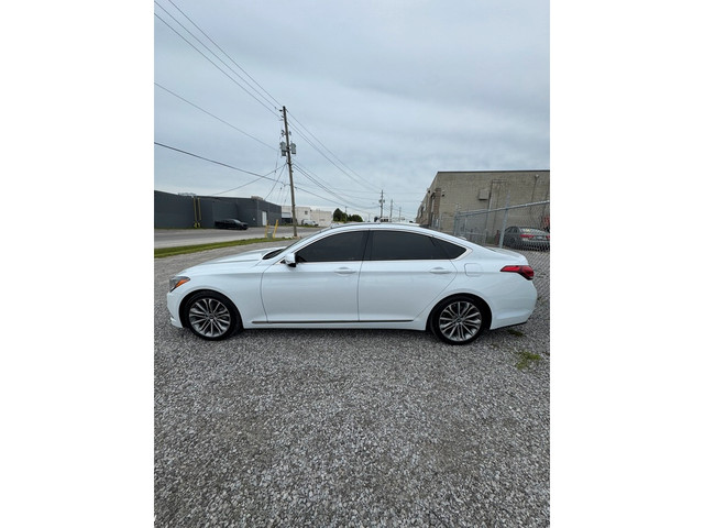 2015 Hyundai Genesis Sedan Tech in Cars & Trucks in Calgary - Image 2