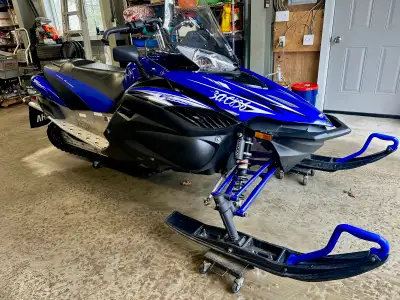 Selling my 2010 Yamaha RS Vector LTX GT snowmobile. Only 4417 kms, 4 stroke, 136” original factory t...