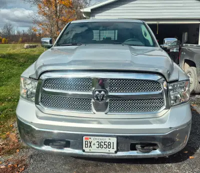 Selling 2014 dadge ram 1500 quad cab truck with 6'3" box. Runs, needs a new battery and a cam shaft...