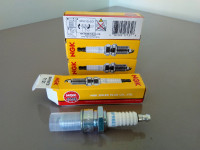 Mower Spark Plug, Air Filter brand new