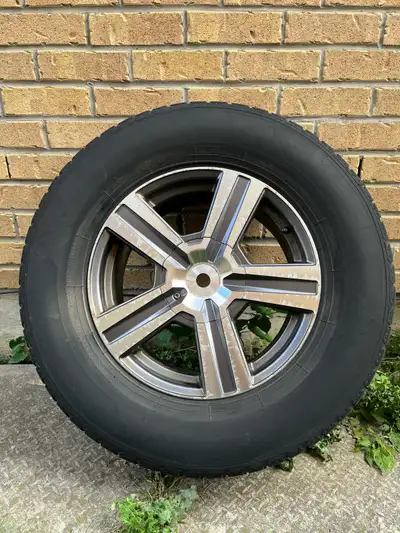 Selling 4 Rovelo Winter Tire, sized at 265/70R17 116S. Please note, one tire has a repair. See pictu...