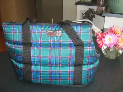 Sac de transport pour petit chien jusqu'à 12 lb environ, View more