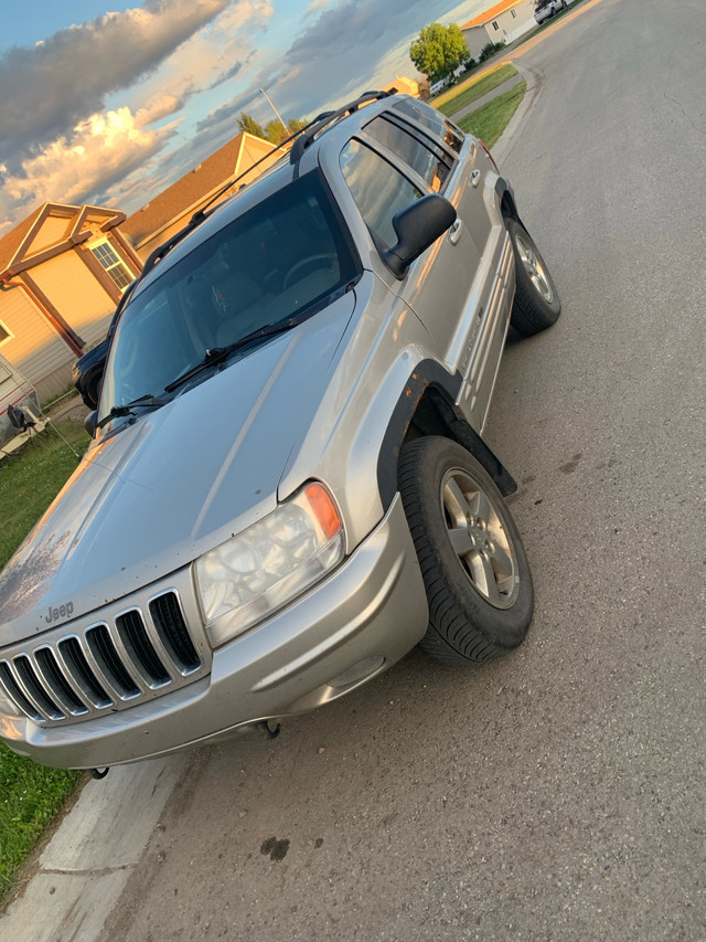 Jeep Grand Cherokee Limited in Cars & Trucks in Grande Prairie - Image 2