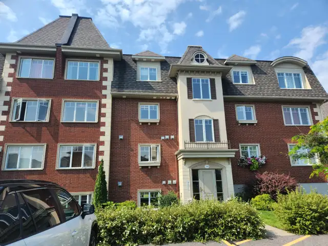 4.5-Bedroom Condo for Rent, 4-7225 RUE DU CHARDONNERET, BROSSARD