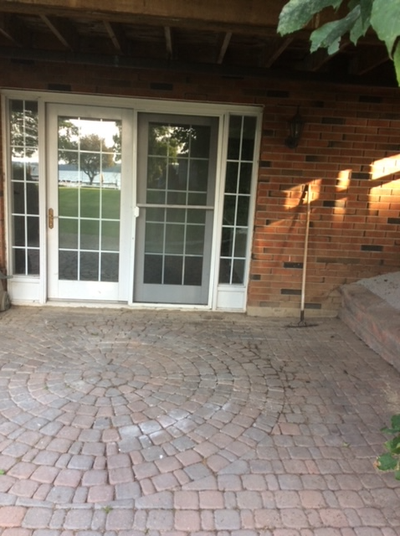 EXECUTIVE ONE BEDROOM WATERFRONT APARTMENT This apartment is located in a home on two acres. Totally...