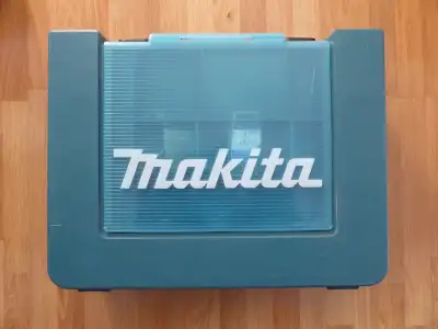 Makita cordless 18v Hammer Drill/impact driver, View more