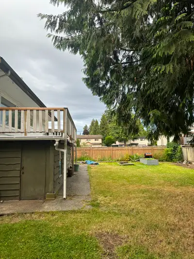 Offering over 1,000 sq ft of secure storage space tucked away into the quiet Cedar Hills suburbs of...