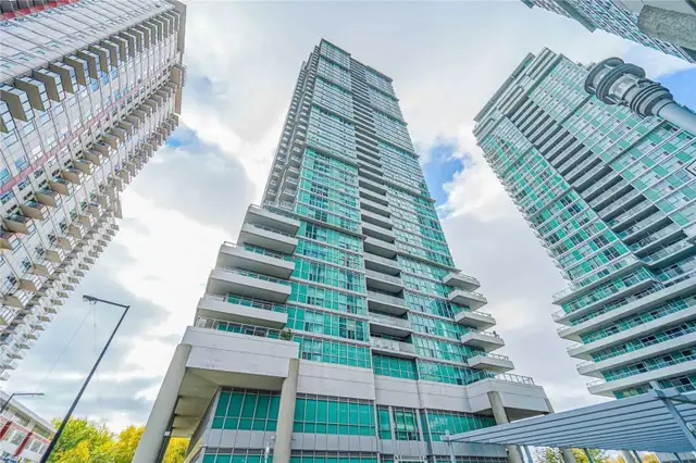 Studio Condo Apartment for Rent ($1800/Month with a Parking) in Long Term Rentals in City of Toronto - Image 2