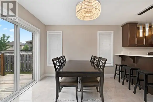 room for rent close to St. Clair College63009268102787122
