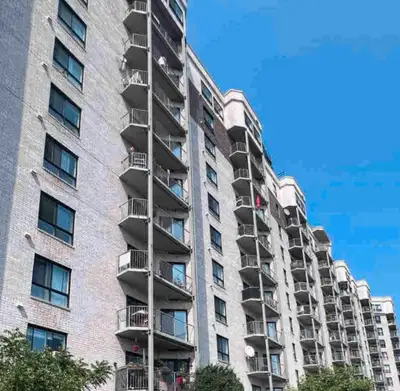SUPERBE CONDO À BROSSARD 4 1/2 À LOUER