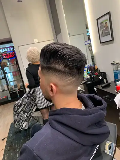 barbier a domicile , View more