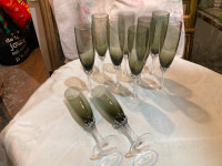 Lot de 26 coupes flutes champagne cristal fumé smokey vintage