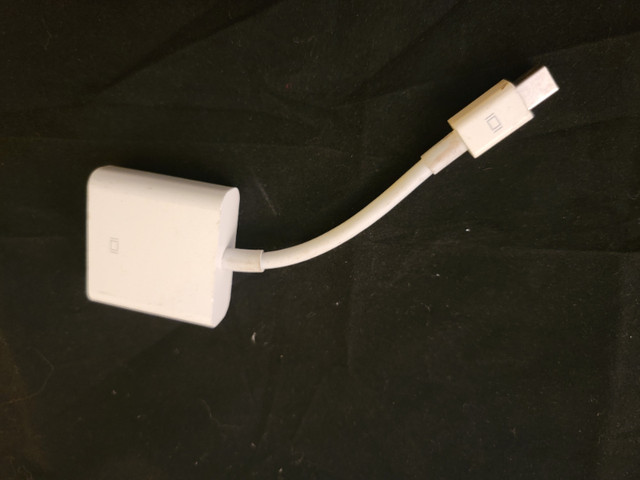 Genuine Apple A1305 Mini DisplayPort to DVI Cable for MacBook in Cables & Connectors in Kitchener / Waterloo