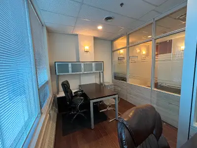 Furnished Room in a Professional Office Yonge & Clark, Vaughn