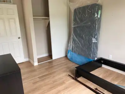 I have 2 rooms available.small room $700. Big room $775. Room for rent in Barrhaven All utilities in...