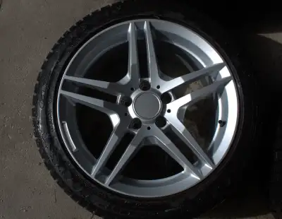 Excellent set of tires and rims . The alloy rims are in mint condition. The tires are like brand new...